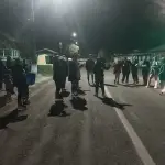 Medio centenar de vecinos protestó esta noche en Rucalhue, Cedida