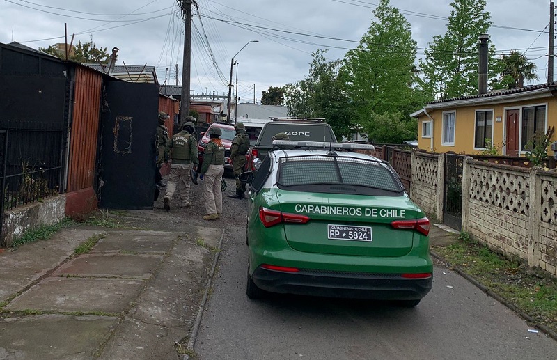 Allanamiento antidrogas a  / Carabineros