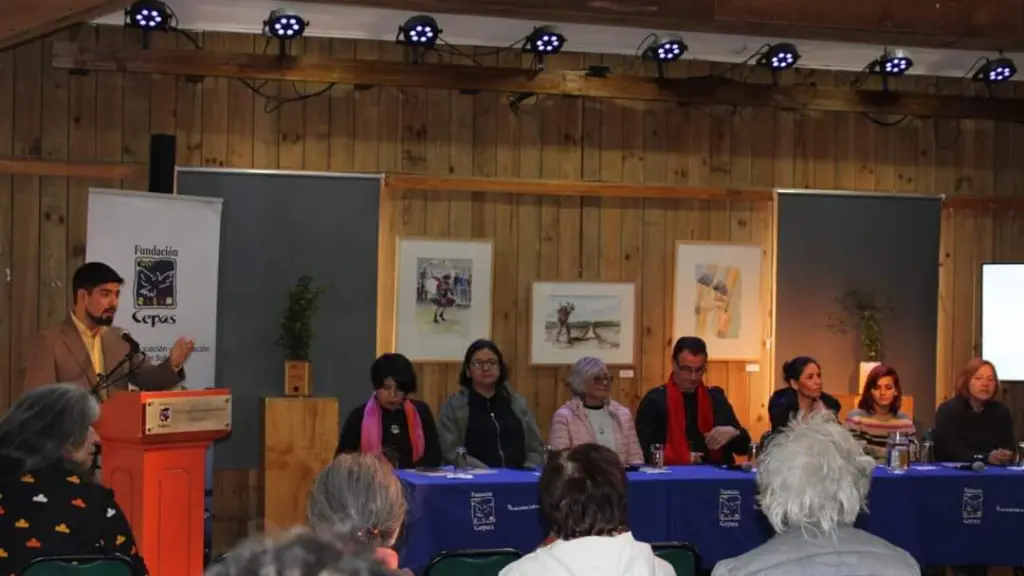 Encuentro poético Pájaros errantes, en la Biblioteca Municipal de Concepción “José Toribio Medina, en la versión del 2023., Ministerio de las Culturas, las Artes y el Patrimonio