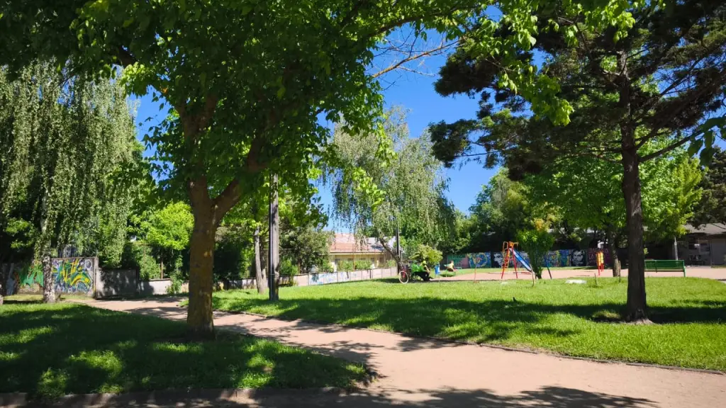 Plaza de los Derechos Humanos., Cedida