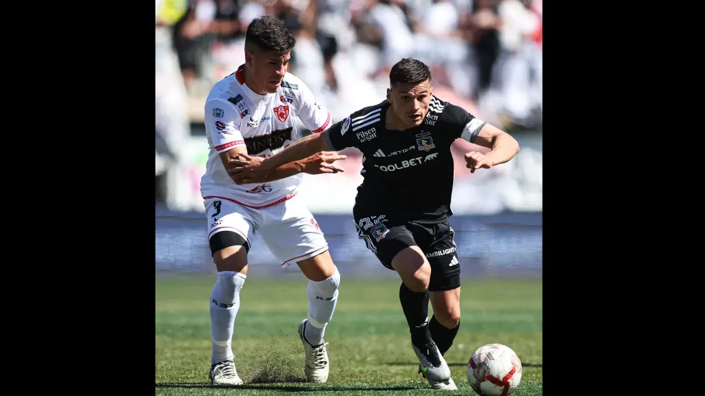 Colo Colo terminó por alzarse como el Campeón del fútbol chileno ante Deportes Copiapó, Colo Colo oficial