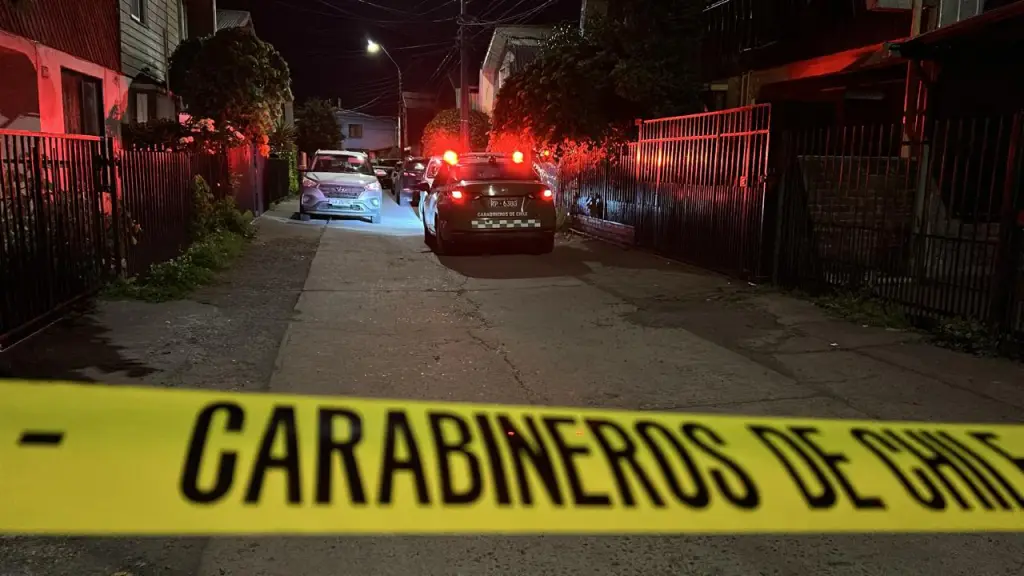 El pasaje Los Nísperos estaba cerrado al paso peatonal para no entorpecer las diligencias., La Tribuna