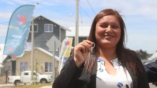 Más de 850 familias de Biobío y Valparaíso reciben viviendas definitivas en nueva entrega habitacional