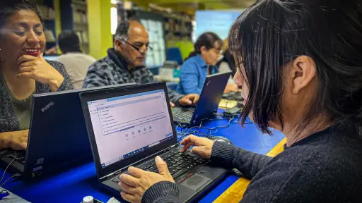 Emprendedores rurales se capacitan en alfabetización digital en Nacimiento