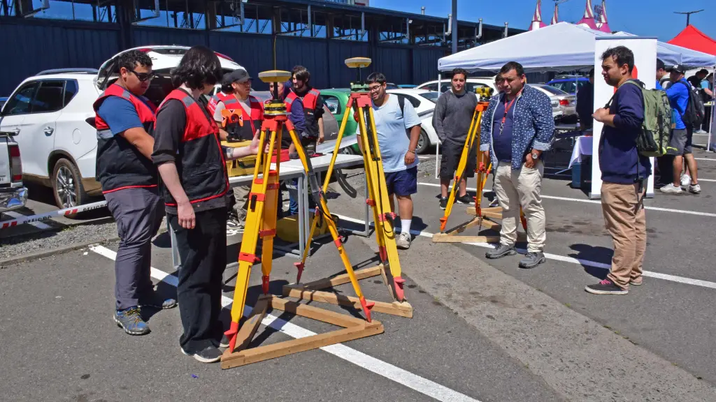 Expo Construcción con Energía une a estudiantes de Inacap Sede Los Ángeles y empresas de Biobío / Diario La Tribuna