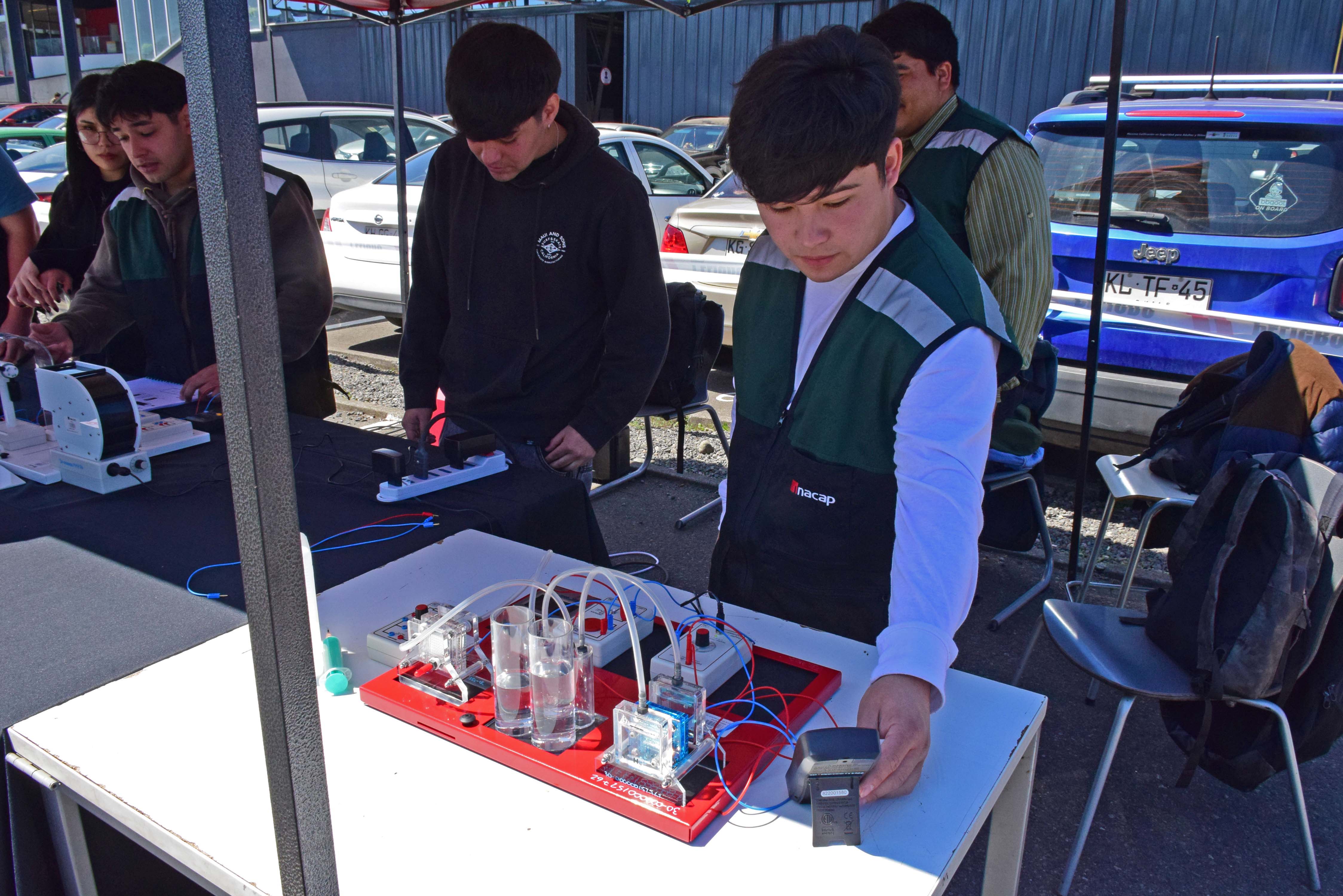 Expo Construcción con Energía une a estudiantes de Inacap Sede Los Ángeles y empresas de Biobío / Diario La Tribuna