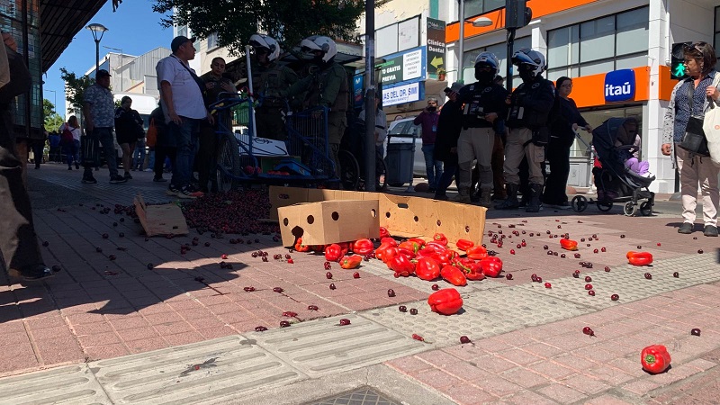 Fiscalización al comercio ambulante  / La Tribuna