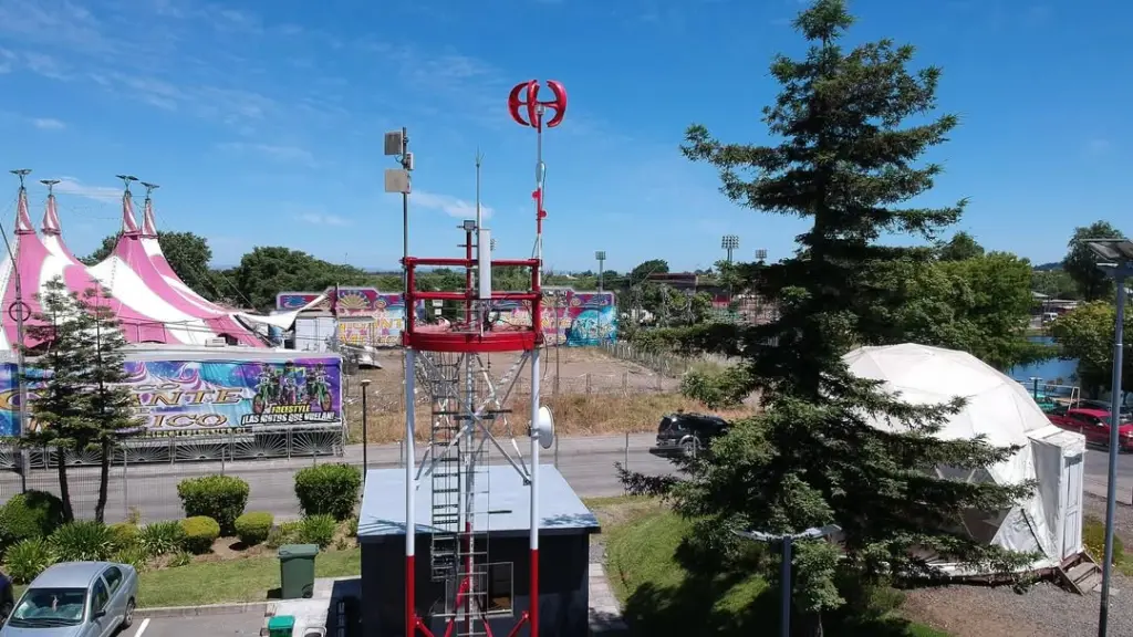 Un equipo multidisciplinario de las áreas de Energías Renovables, Electricidad y Mecánica Industrial llevaron a cabo este proyecto.