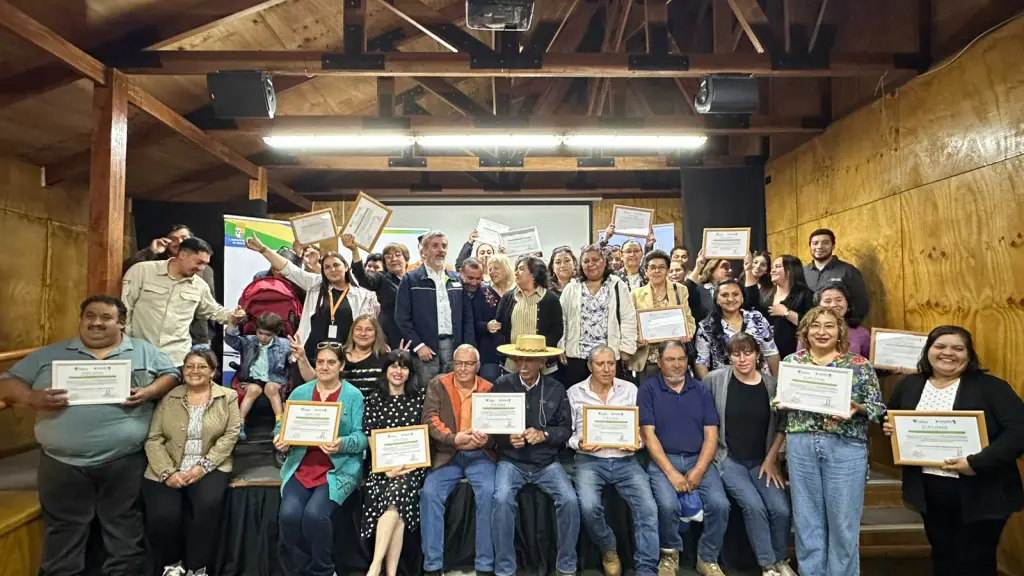 La octava versión del fondo benefició a 24 organizaciones territoriales y funcionales, eligiendo aquellos proyectos con un fuerte impacto social en sus comunidades.