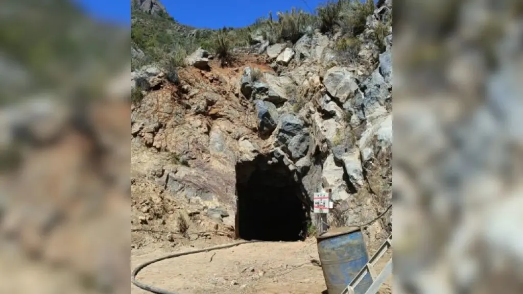 Dos personas mueren por emergencia química en Hijuelas 