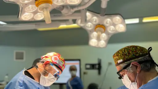 Realizan operativo quirúrgico urológico para niños con patologías complejas en Hospital Base de Los Ángeles