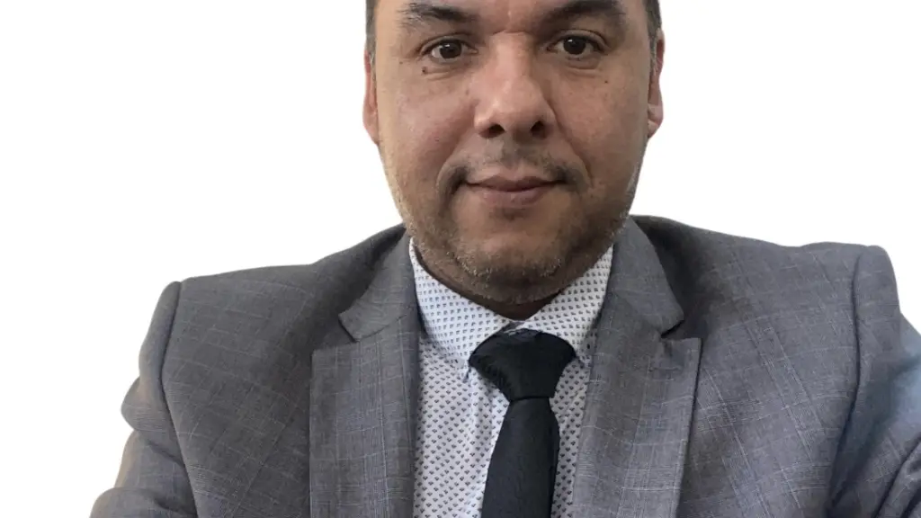 Jimmy Arratia, Cedida