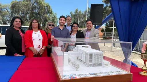 Subsecretario de Redes Asistenciales lidera la entrega de  terreno para la construcción de Centro Oncológico Atacama