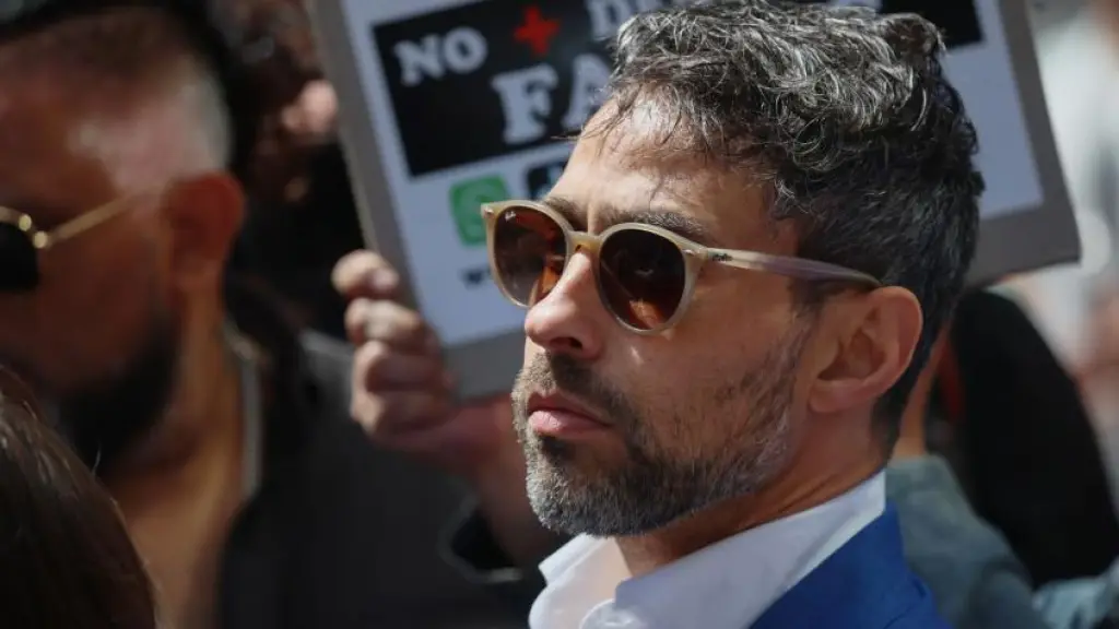 Jorge Valdivia, DRAGOMIR YANKOVIC/ATON CHILE