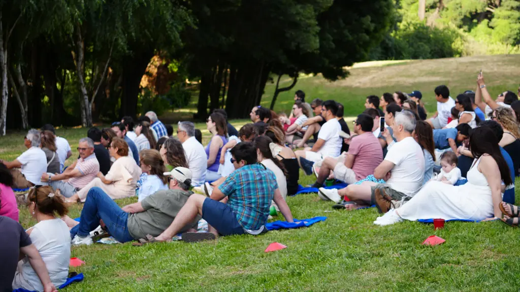 El evento reunió a 130 asistentes, incluidos clientes, sus familias e invitados especiales.