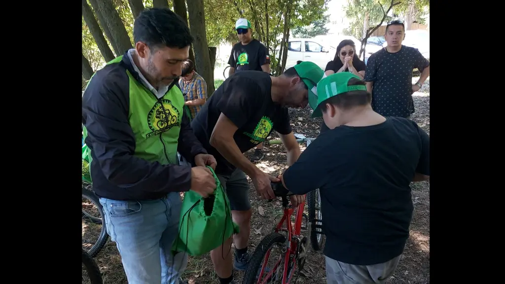 Los niños y niñas del Hogar María Ayuda fueron los más felices con las bicicletas que recibieron de regalo, Cedida