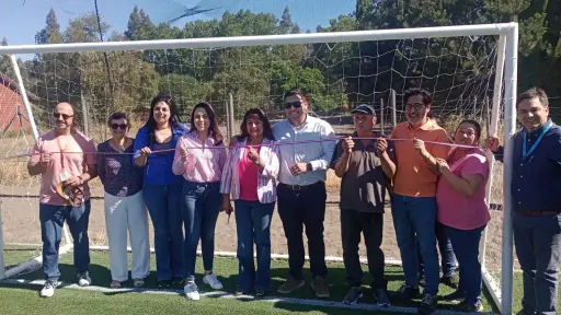 De sueño a realidad: Escuela de Fútbol Hospital inauguró su cancha de pasto sintético