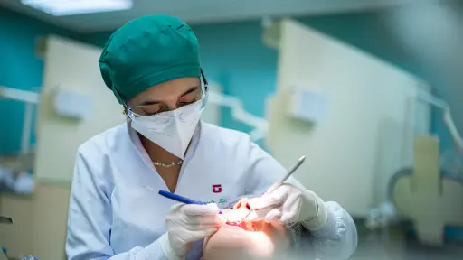 Diabetes y salud periodontal: Claves para una vida saludable 