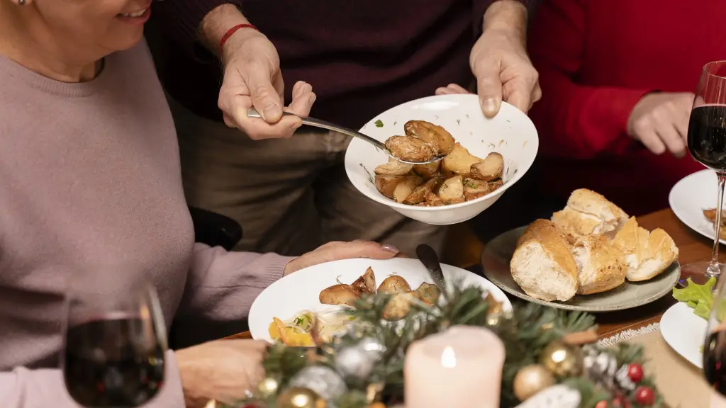 Una de las recomendaciones es ingerir alimentos saludables, ricos en proteínas y fibras., freepik.es