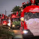 Caravana Navideña de Bomberos de Mulchén se adelanta por altas temperaturas, Cedida