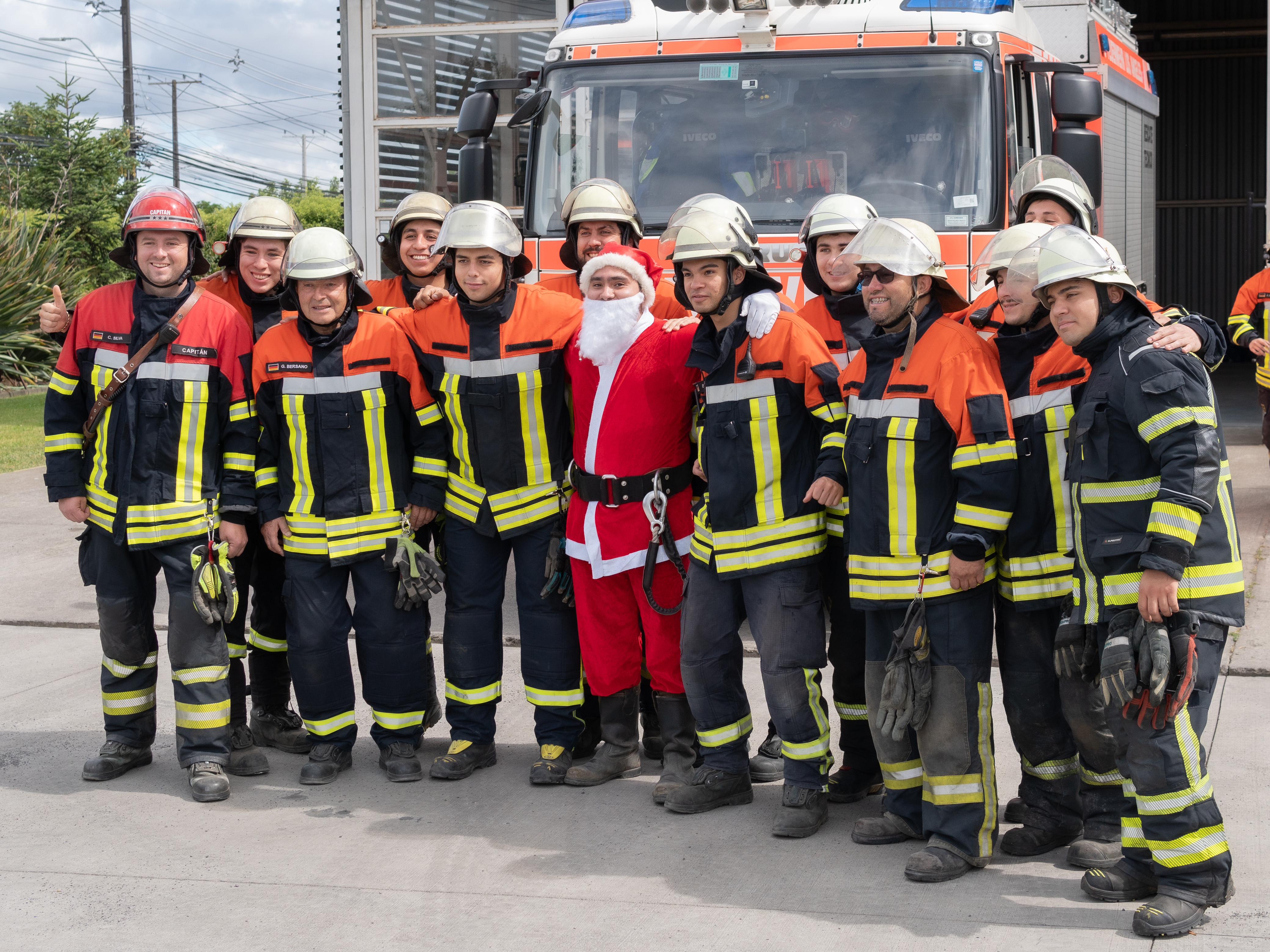 Cuerpo de Bomberos de Los Ángeles / CBL