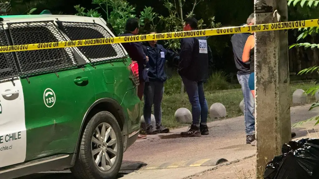 Balacera dejó un joven fallecido en plena vía pública. , @ECOH_FiscaliaRM