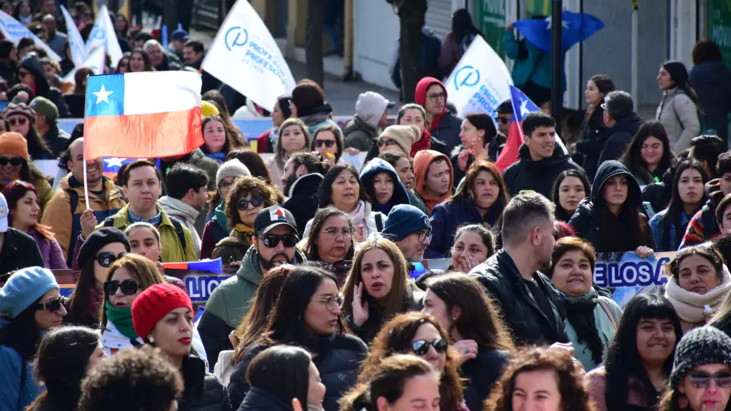 Deuda histórica a profesores: Proyecto avanza hacia su votación final en el Senado, La Tribuna