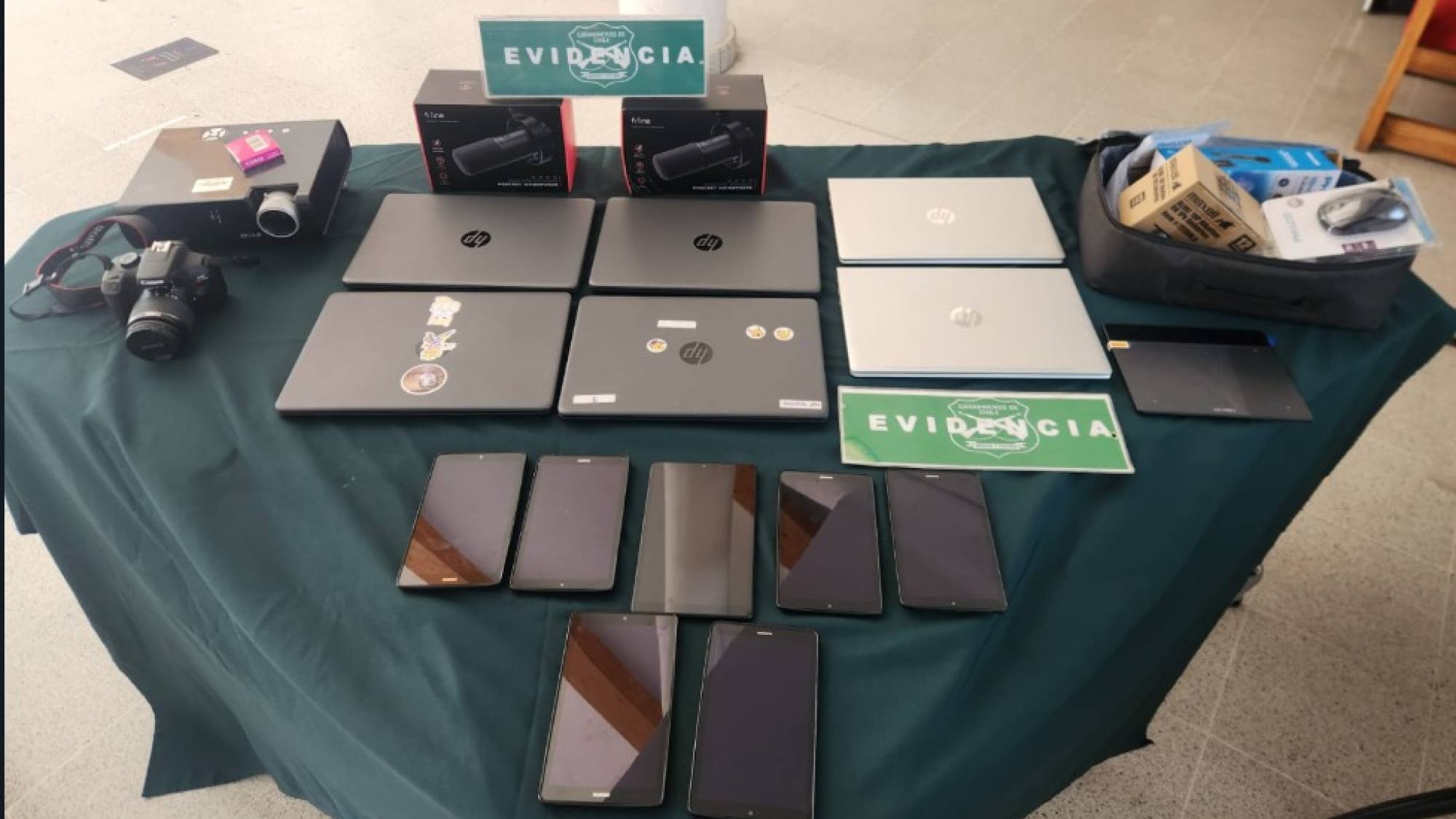 Sorprenden in fraganti a delincuente que robaba al interior de Escuela ...