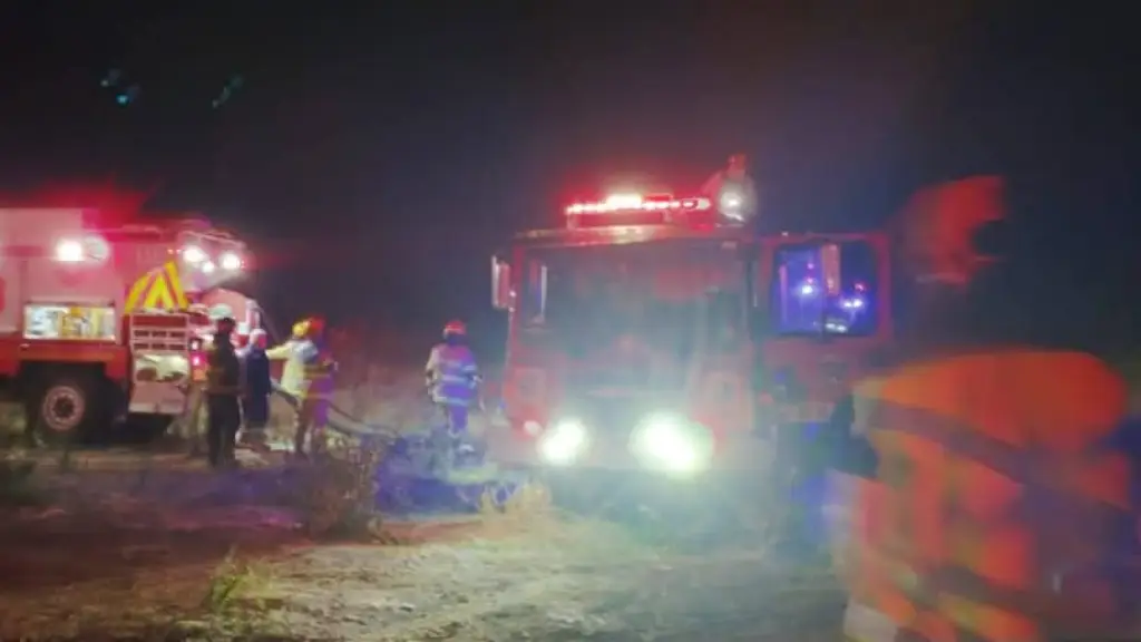 Emergencia en Villa Génesis, Cuerpo de Bomberos Los Ángeles