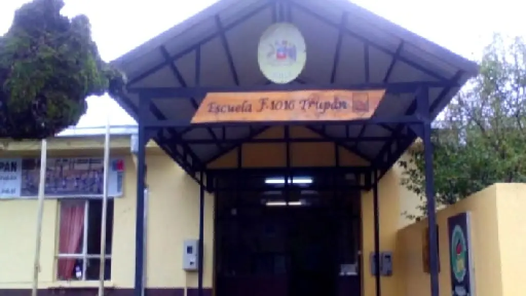 Liceo Trupán, Municipalidad de Tucapel