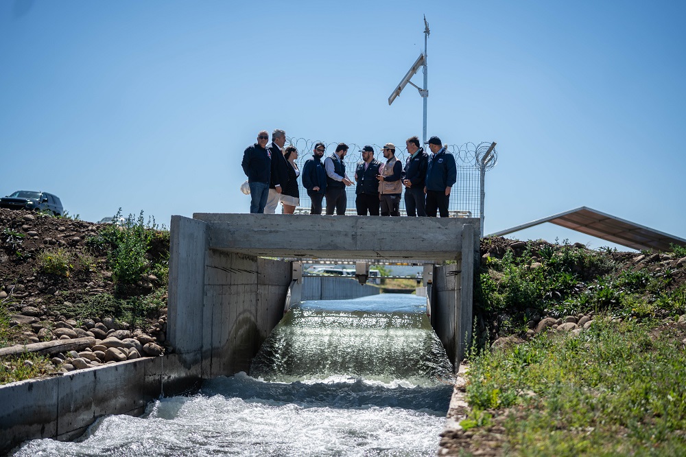 Inauguración obras de revestimiento del canal Huingan Las Garzas. / Presidencia