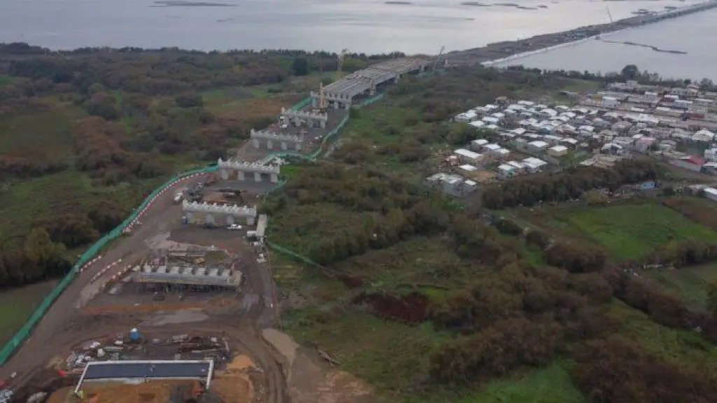 En la Macrozona Sur, Biobío es el centro a nivel geográfico, concentra la mayor cantidad de población y es una de las zonas estratégicas en producción de alimentos.