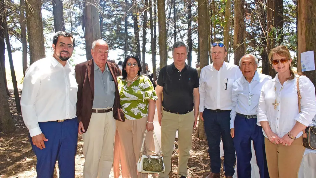 Osvaldo Caro, Jaime Etchepare, Andrea Ibáñez Villavicencio de Etchepare, Jorge Sabag, Freddy Blanc, Hosain Sabag y Mónica Cabrera de Blanc. | Diario La Tribuna