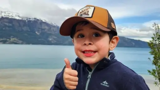 Estamos llenos de esperanza: Tomás Ross inicia su tratamiento para la distrofia muscular en Estados Unidos