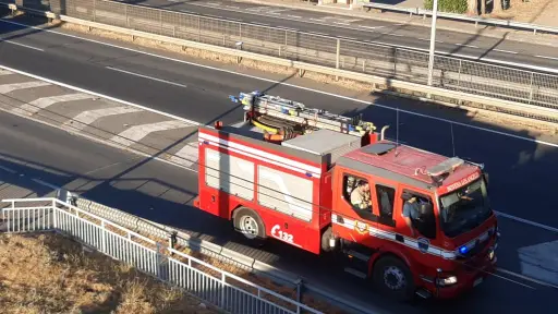 Volcamiento de vehículo mayor deja un lesionado en Los Ángeles