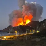 SENAPRED solicita evacuación en sector Millongue, Lebu, por incendio forestal, InfosChile, vía X