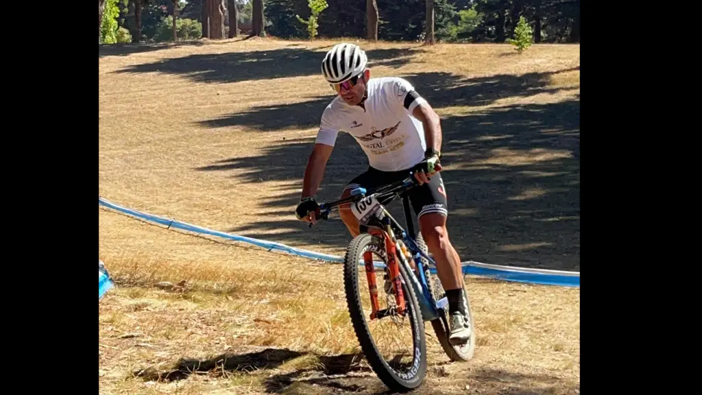 Claudio Sáez iniciando de buena forma la nueva temporada, La Tribuna