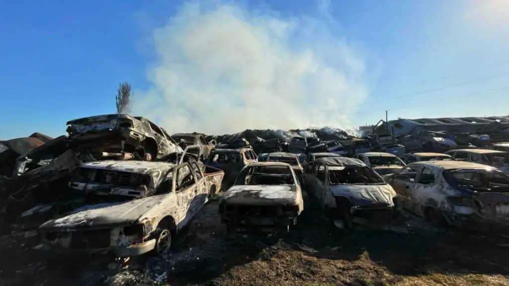 400 autos quemados en San Pedro de la Paz, Cedida