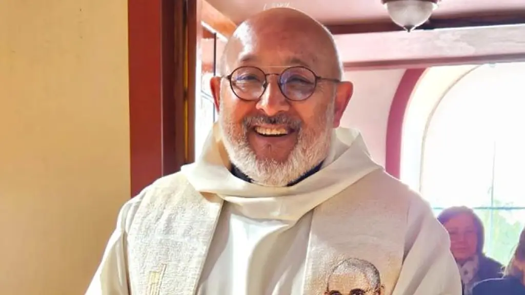 El domingo 2 de febrero, el padre Gustavo Valencia celebró sus 35 años de sacerdocio. , cedida
