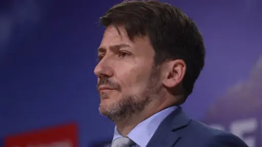 Nuestro sistema tenía un protocolo de recuperación y resguardos que no funcionaron como debían: Ministro Pardow explica las fallas tras el megaapagón