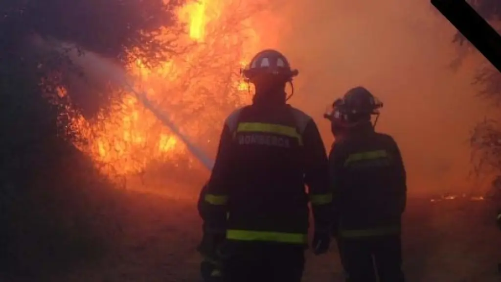 Provocaban incendios para luego apagarlos: Todo lo que se sabe de los bomberos detenidos en Melipilla, Cedida