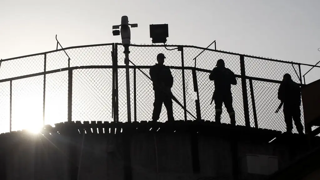 Cancelan traslado de 300 reos desde Santiago al penal Biobío tras críticas y presión política, La Tribuna
