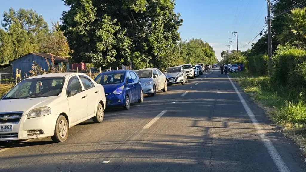 Filas de vehículos incendio Los Ángeles