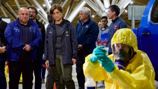 Ministra de Salud supervisa fumigación en Paso Los Libertadores tras hallazgo de zancudo del dengue