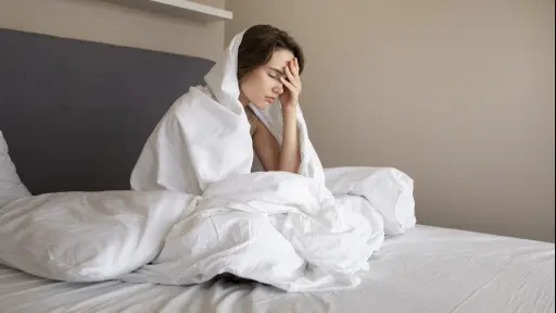 El 40% de la población mundial padece de insomnio: Experta explica qué es y cuándo visitar a un especialista