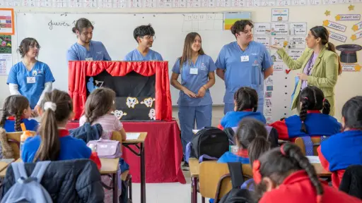 Con teatro infantil Seremi de Salud promueve salud bucal en primera infancia
