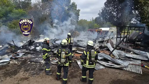 Incendio en sector rural de Los Ángeles destruyó vivienda y dejó a cuatro damnificados