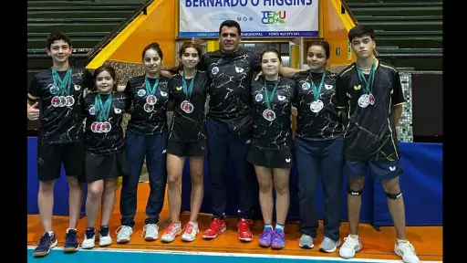 Jóvenes promesas angelinas del tenis de mesa conquistaron podios en Temuco