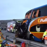 Uno de los puntos clave en la investigación será determinar si el cuarto bus, que provocó la colisión fatal, circulaba a exceso de velocidad., ATON