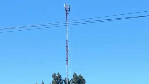 Vecinos del área norte de Los Ángeles reclaman permanentes fallas en conectividad telefónica